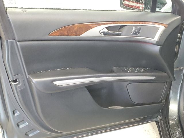 2016 Lincoln MKZ Base
