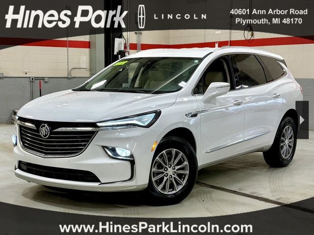 2022 Buick Enclave Essence