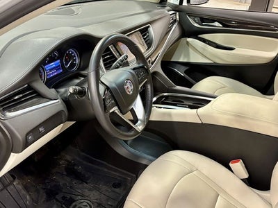 2022 Buick Enclave Essence