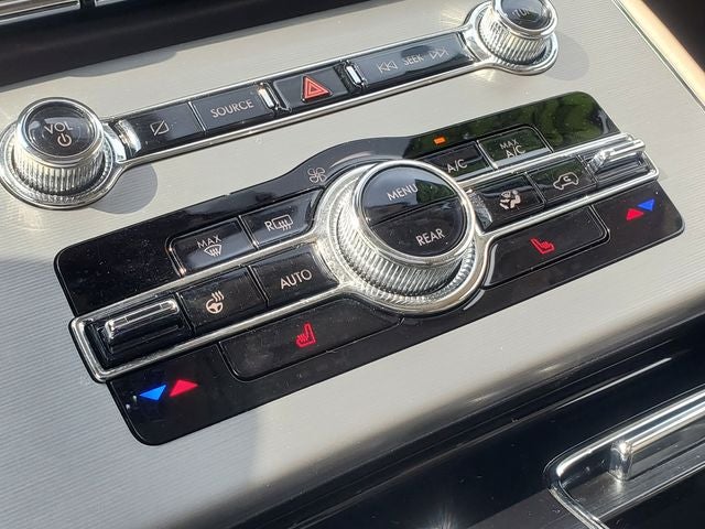 2023 Lincoln Aviator Standard