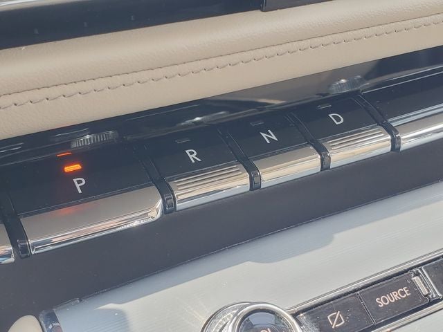 2023 Lincoln Aviator Standard