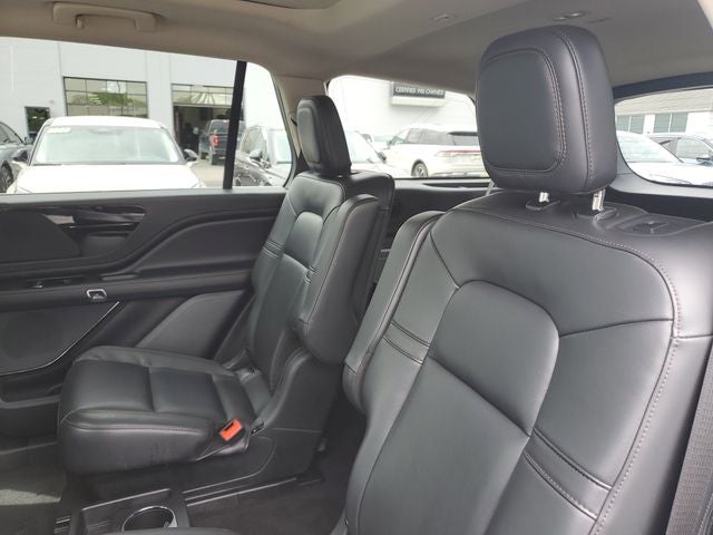 2023 Lincoln Aviator Standard