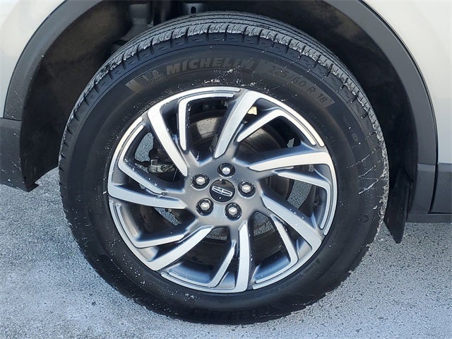 2023 Lincoln Corsair Standard