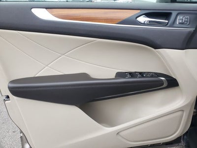 2019 Lincoln MKC Select