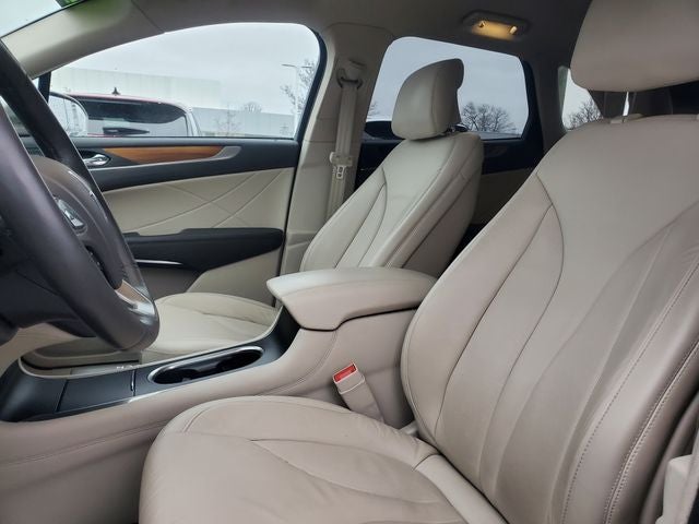 2019 Lincoln MKC Select