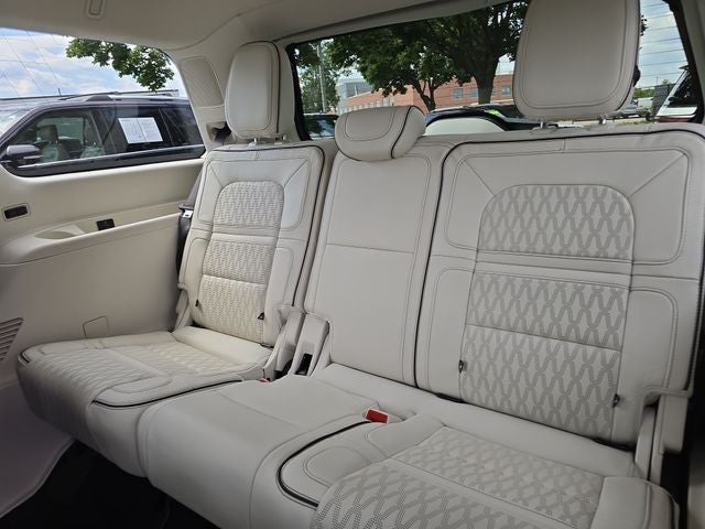 2024 Lincoln Navigator Black Label