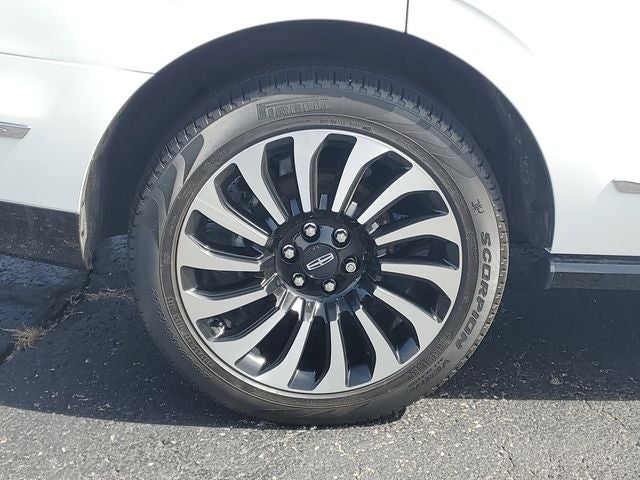 2023 Lincoln Navigator Black Label