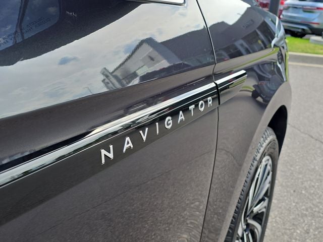 2025 Lincoln Navigator Black Label