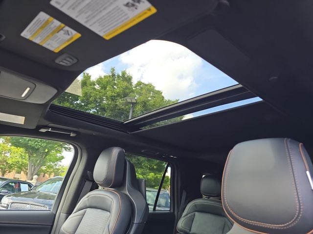 2025 Lincoln Navigator Black Label