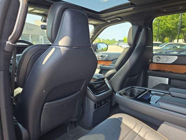2023 Lincoln Navigator L Black Label