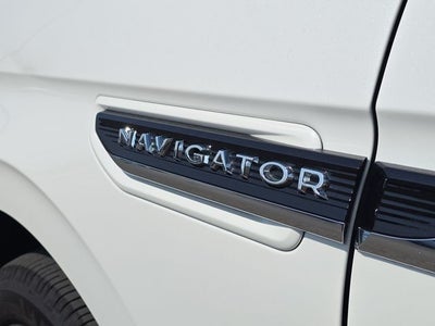 2023 Lincoln Navigator L Black Label