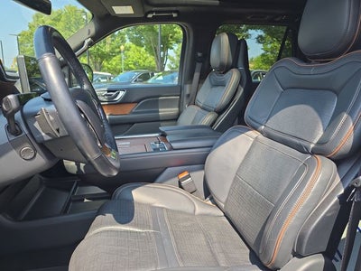 2023 Lincoln Navigator L Black Label