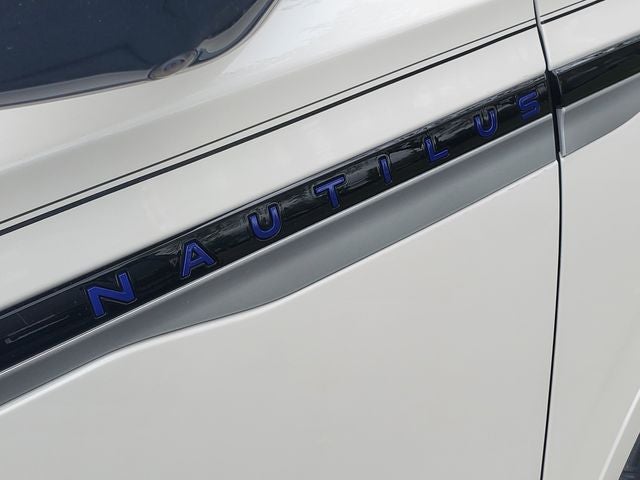 2024 Lincoln Nautilus Reserve