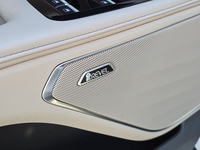 2025 Lincoln Nautilus Reserve