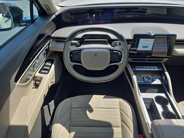 2025 Lincoln Nautilus Reserve