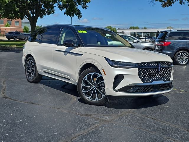 2025 Lincoln Nautilus Reserve