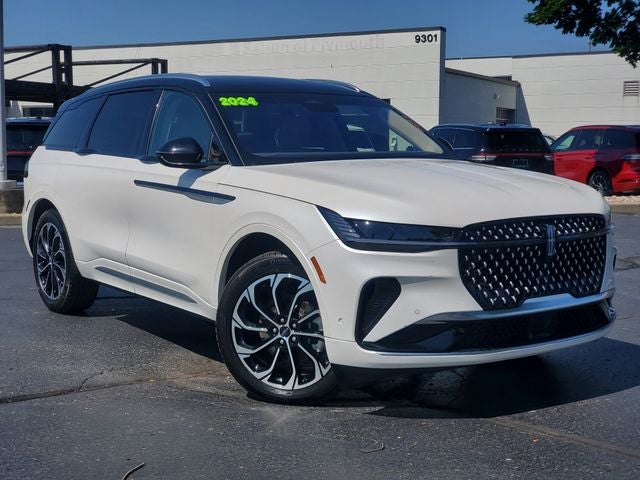 2024 Lincoln Nautilus Reserve