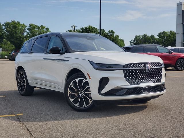 2024 Lincoln Nautilus Reserve