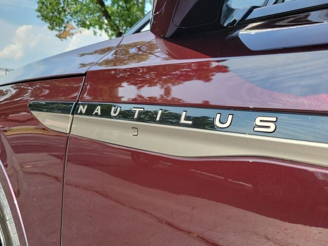 2024 Lincoln Nautilus Black Label