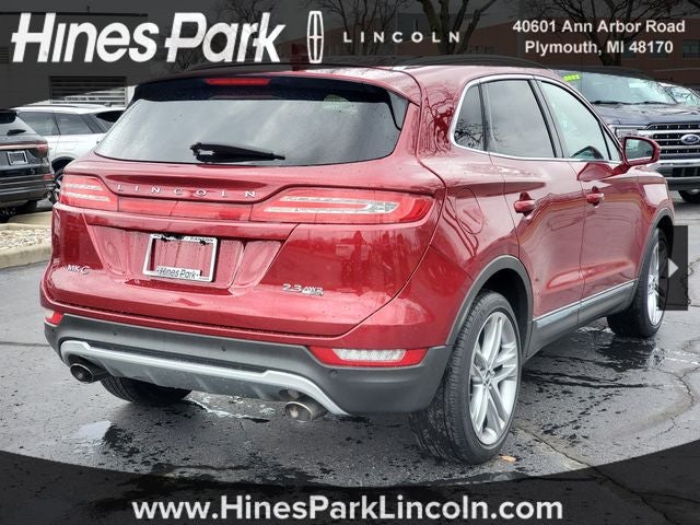 2015 Lincoln MKC Base