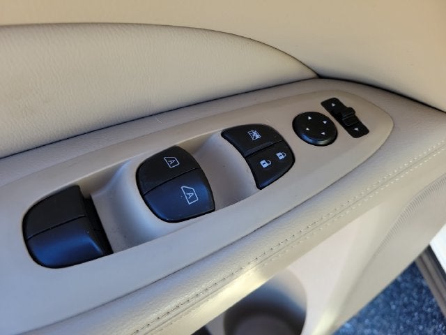 2015 Nissan Pathfinder Platinum