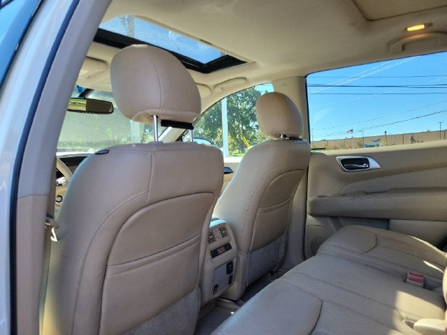 2015 Nissan Pathfinder Platinum