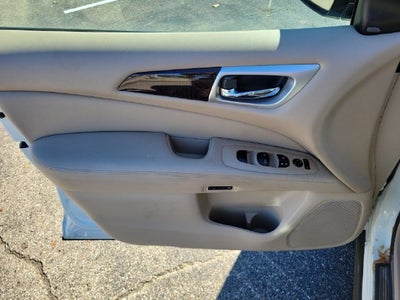2015 Nissan Pathfinder Platinum