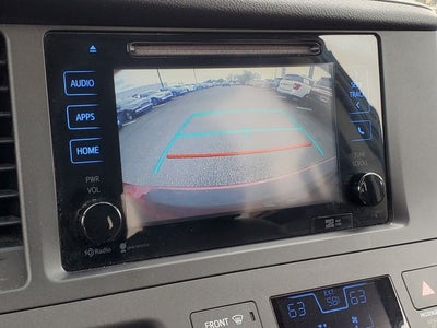 2015 Toyota Sienna SE 8 Passenger