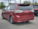 2015 Toyota Sienna SE 8 Passenger