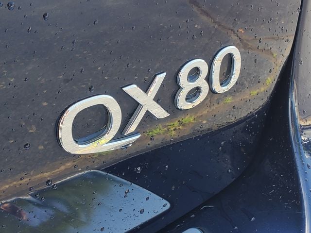 2017 INFINITI QX80 Base