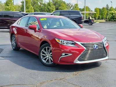 2017 Lexus ES 300h