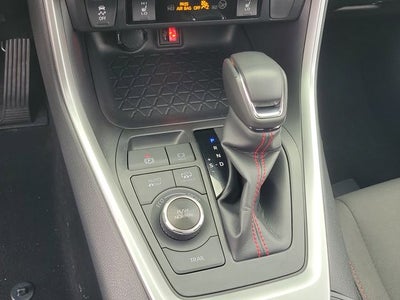 2024 Toyota RAV4 Prime SE