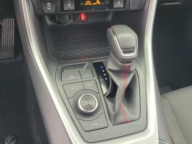 2024 Toyota RAV4 Prime SE