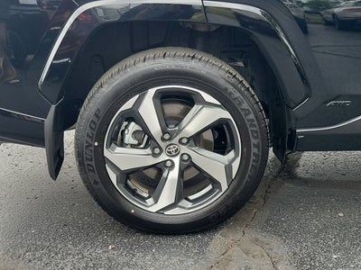 2024 Toyota RAV4 Prime SE
