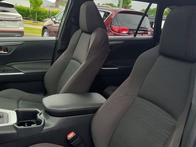 2024 Toyota RAV4 Prime SE