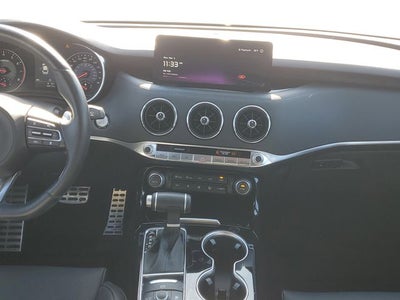 2023 Kia Stinger GT-Line