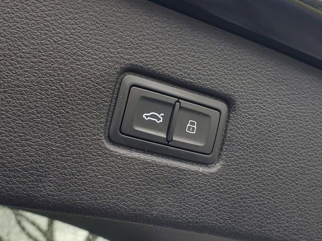 2021 Audi Q7 55 Premium Plus quattro