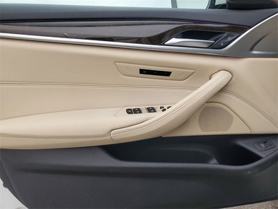 2019 BMW 5 Series 530i