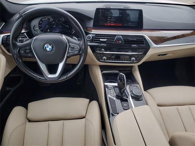 2019 BMW 5 Series 530i