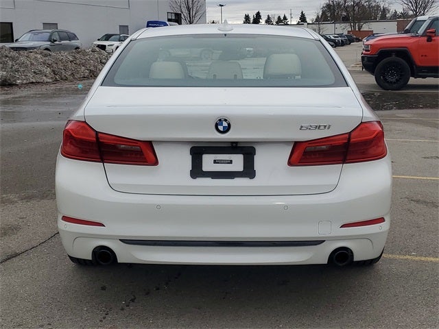 2019 BMW 5 Series 530i