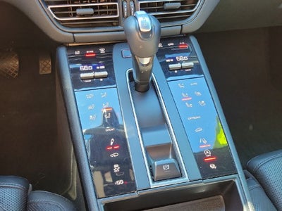 2022 Porsche Macan S