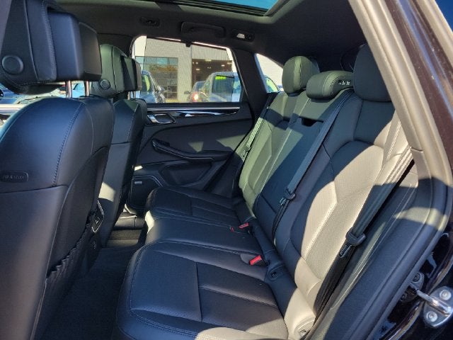 2022 Porsche Macan S