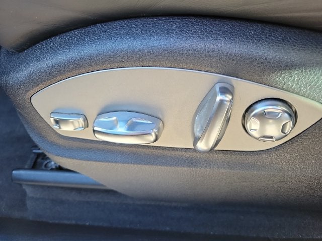 2022 Porsche Macan S