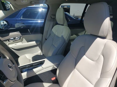 2023 Volvo XC90 B6 Plus 6-Seater