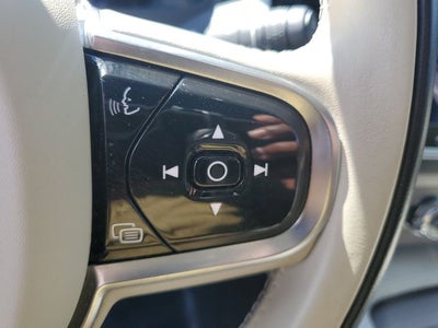 2023 Volvo XC90 B6 Plus 6-Seater