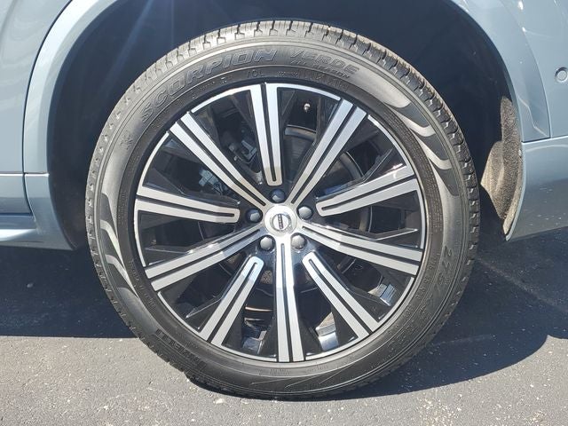 2023 Volvo XC90 B6 Plus 6-Seater