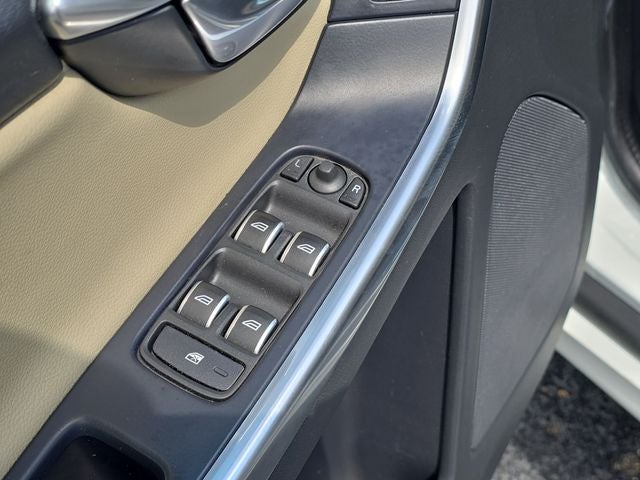 2016 Volvo XC60 T6