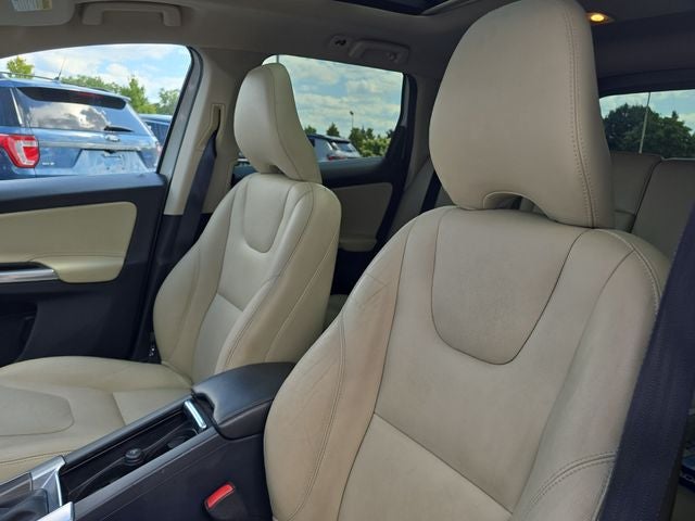 2016 Volvo XC60 T6