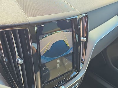 2020 Volvo XC60 T6 Momentum
