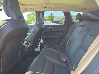 2020 Volvo XC60 T6 Momentum